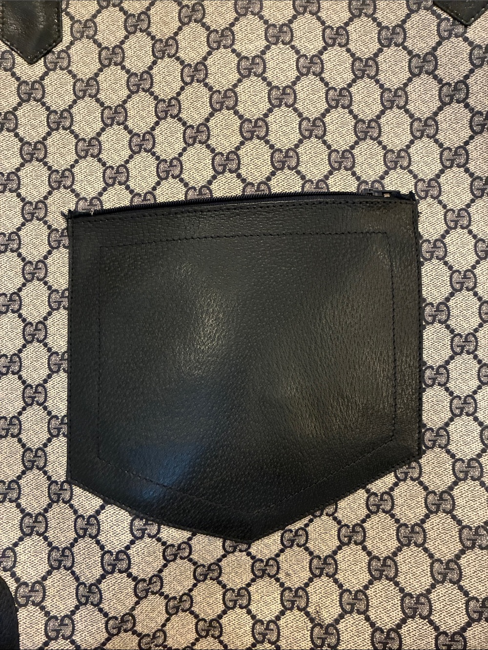 Excellent condition! Gucci tote navy/tan with navy/red straps - Picture 2 of 10